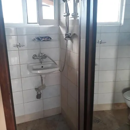 къща за гости Sin Village кърджали Guest house